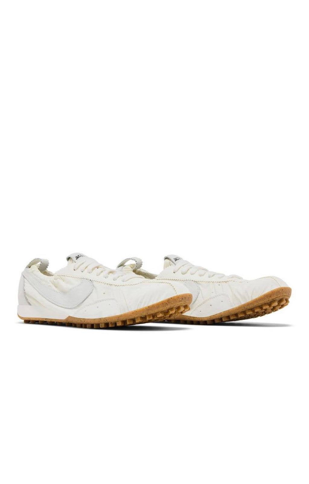 Nike Moon Shoe SP
Jacquemus Soft Pearl