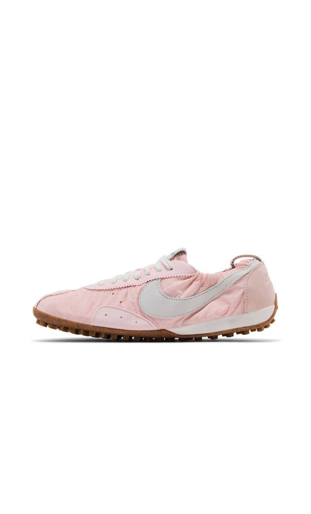 Nike Moon Shoe SP
Jacquemus Aluminum Pink