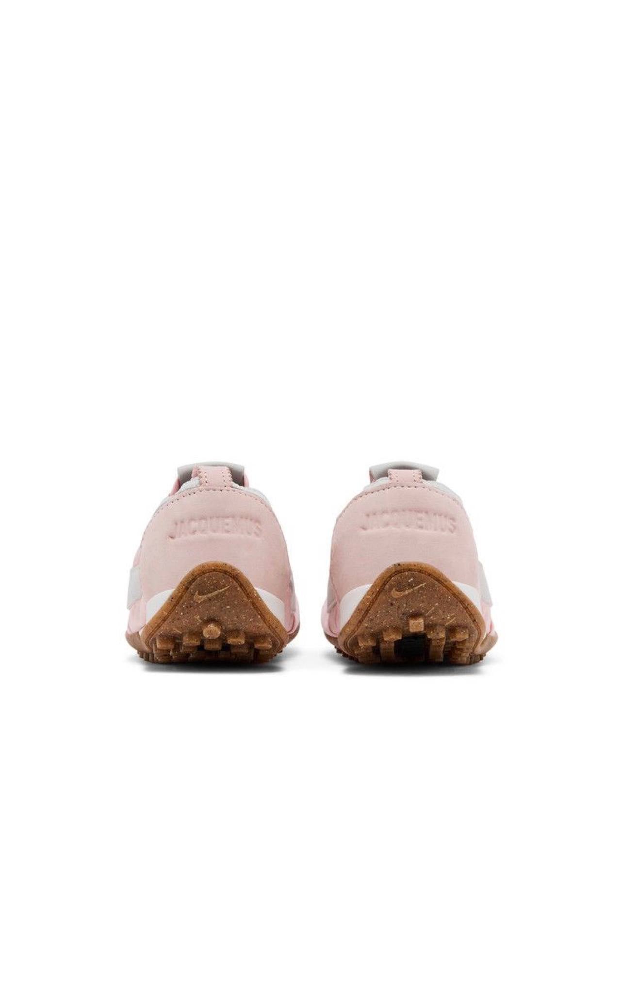 Nike Moon Shoe SP
Jacquemus Aluminum Pink