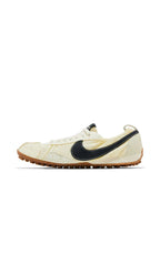 Nike Moon Shoe SP
Jacquemus Alabaster